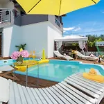 Pet Friendly In With Jacuzzi Apartamento