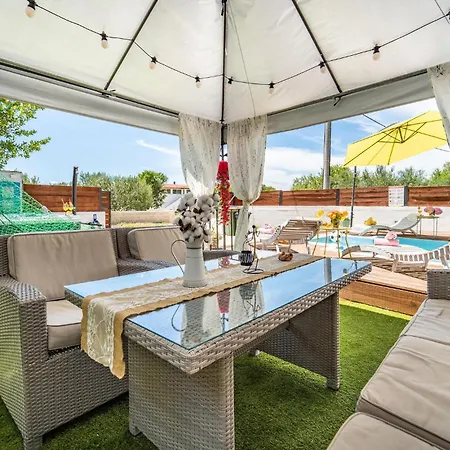 Pet Friendly In With Jacuzzi Apartamento *